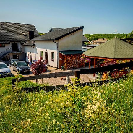 Jurajskie Manowce Niegowa Bagian luar foto